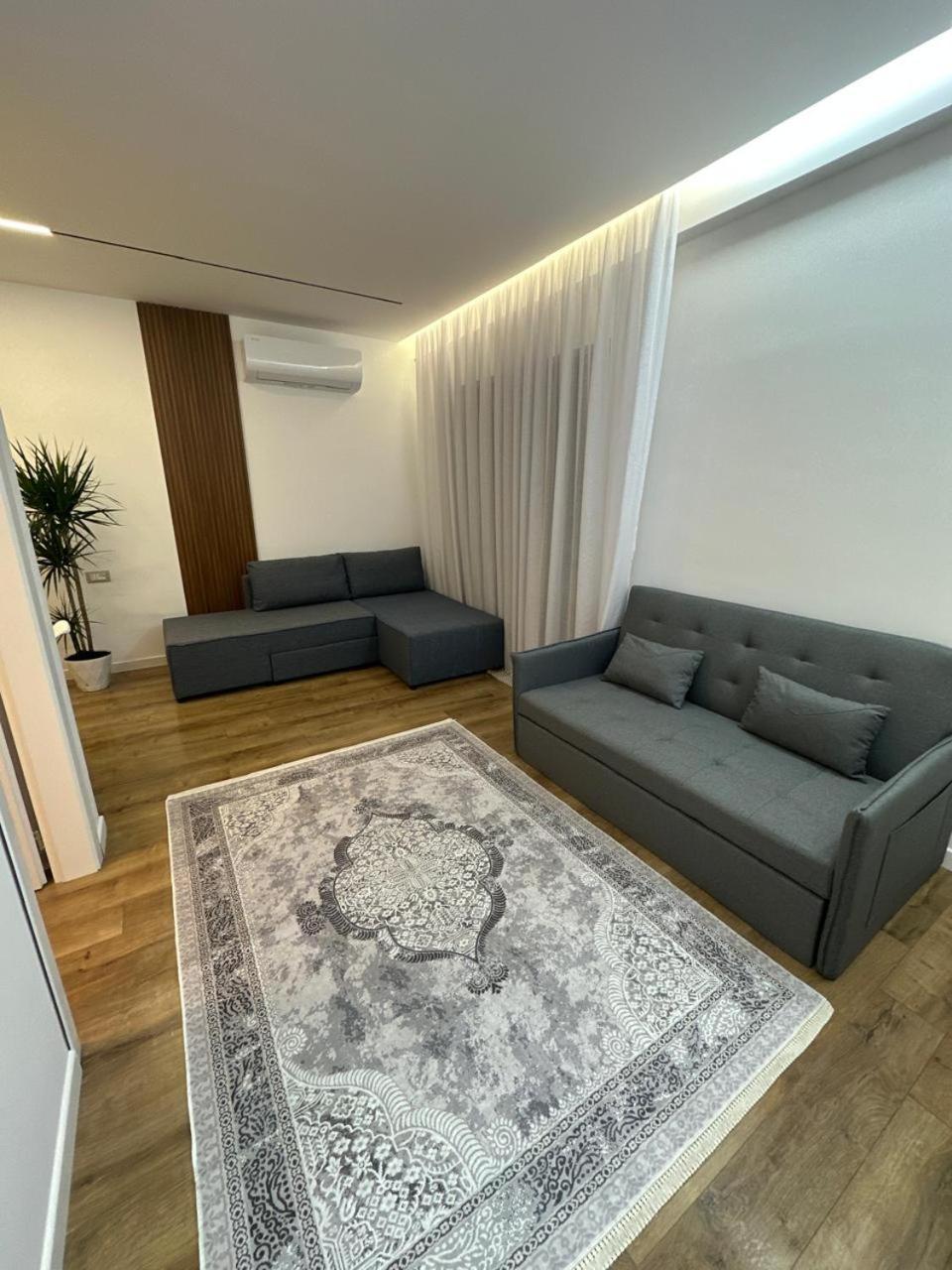Erinda'S Apartment Тирана Экстерьер фото
